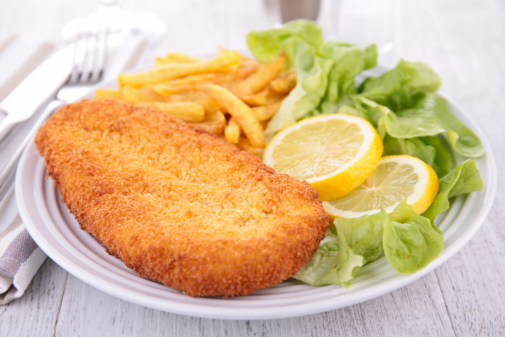 Buttermilk Breaded Chicken Wood Fruitticher Foodservice